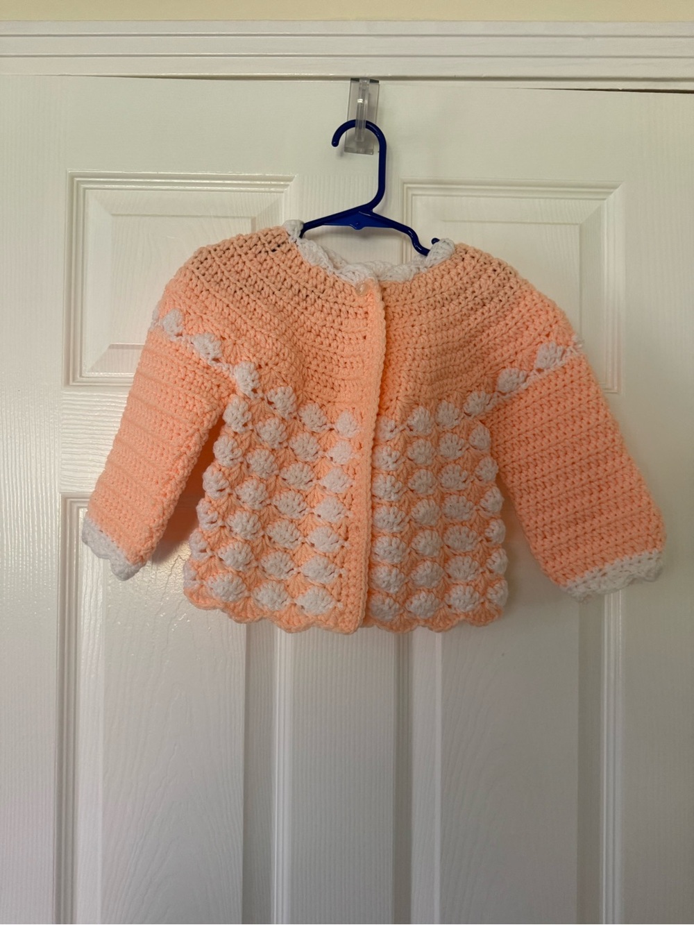 VTG Handmade Peach & White Crochet Baby Cardigan - Kids Shirt & Top